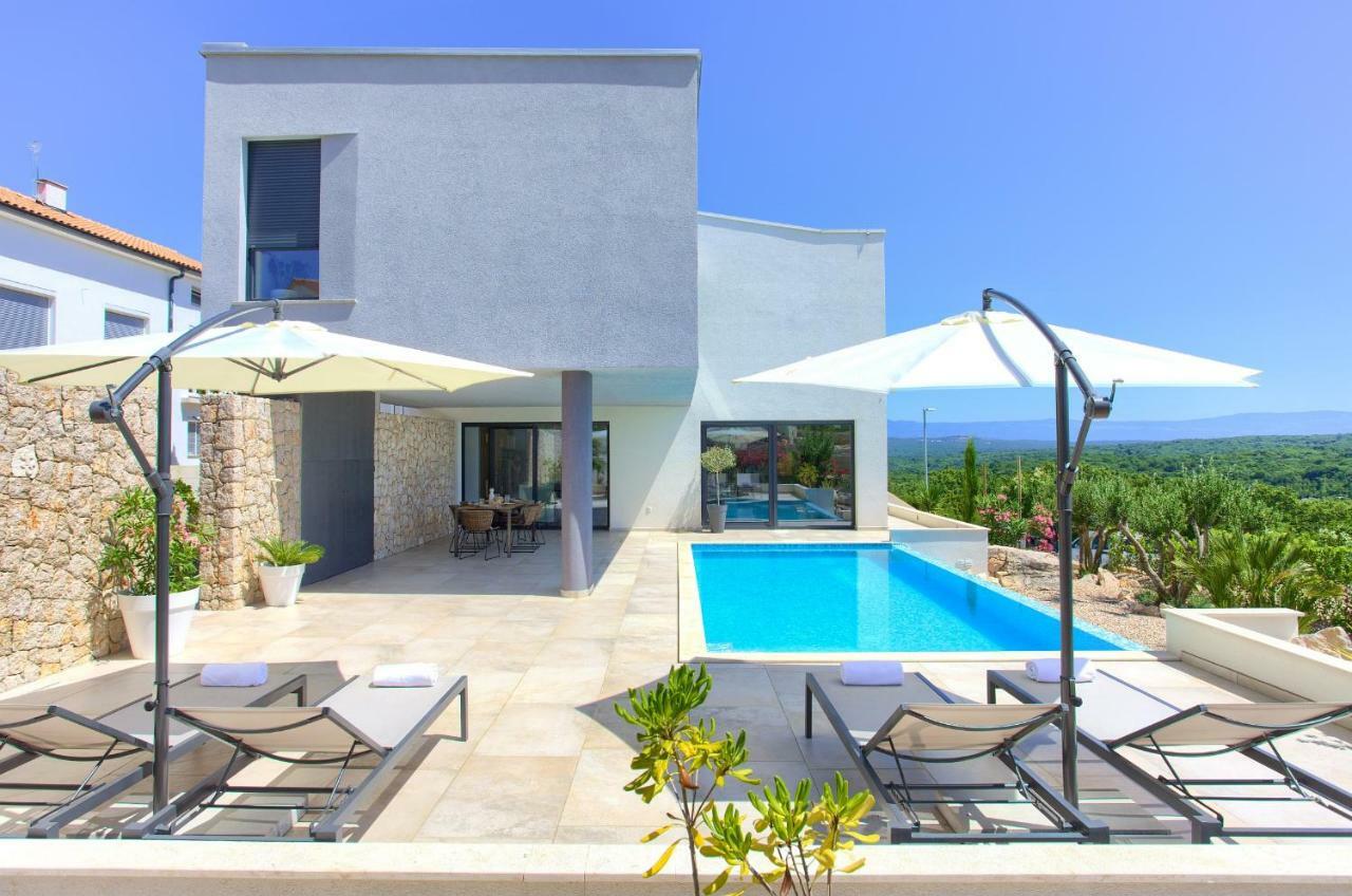 Silente Villa *